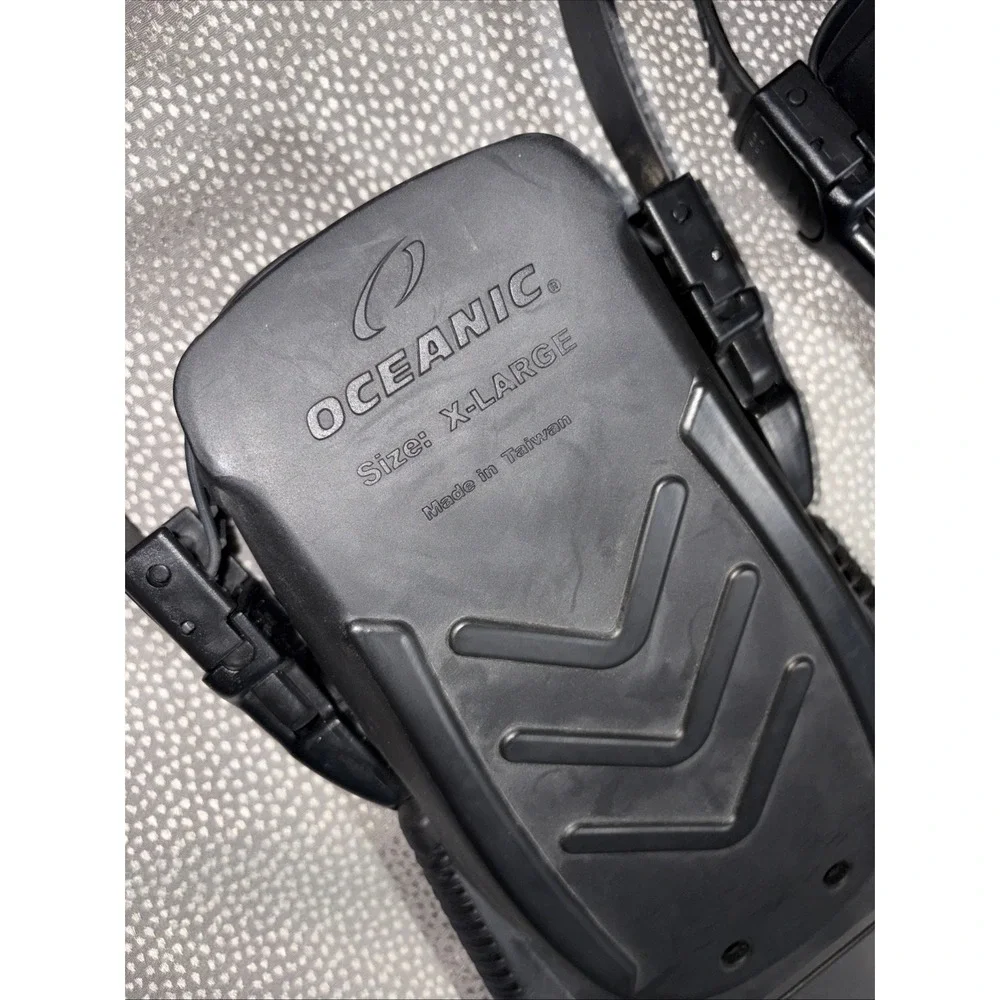 Oceanic Vortex V12 Split SCUBA Fins XL Natures Wing Propeller-Fin Technology